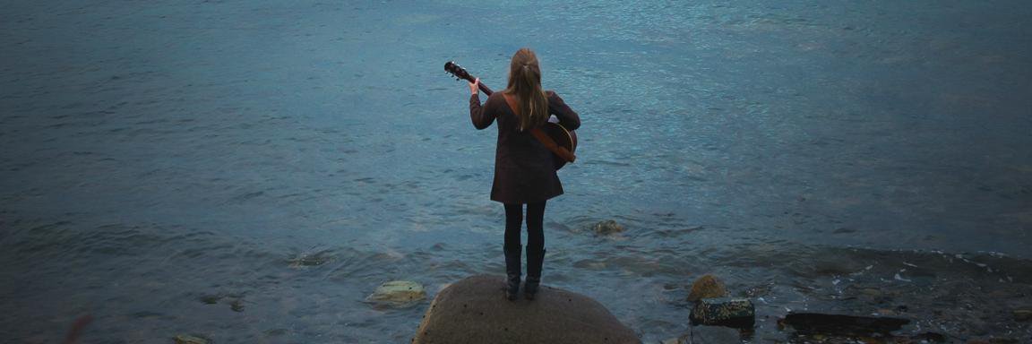 Caroline Cotter banner