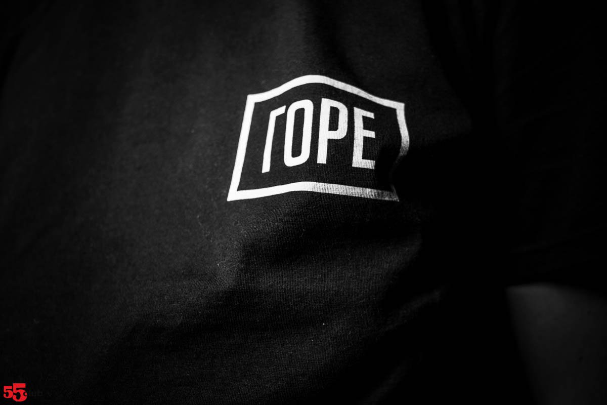 nepytevi's profile banner image