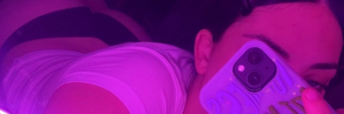 cyrasexy3's profile banner image