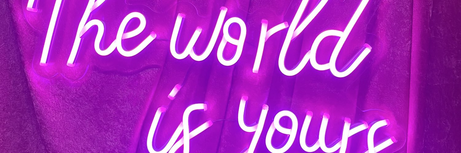 chellyrozay's profile banner image