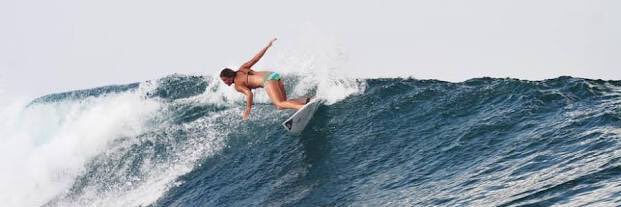 RoxyDavisSurf's profile banner image