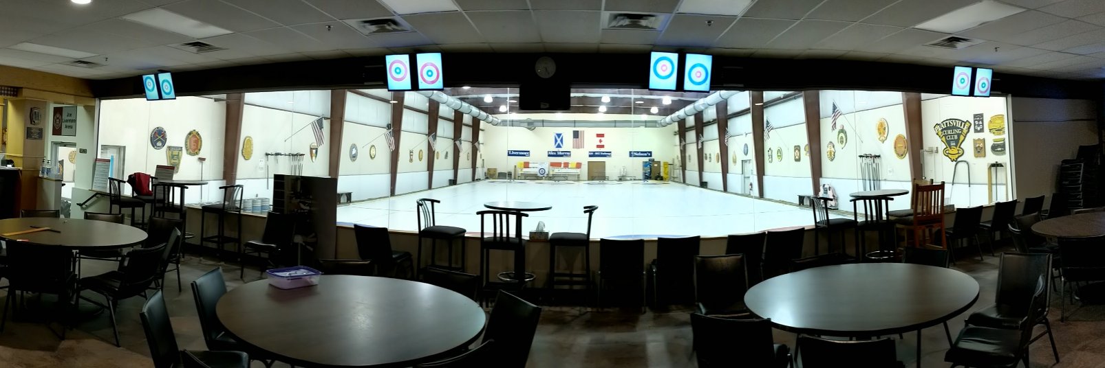 Detroit Curling Club banner