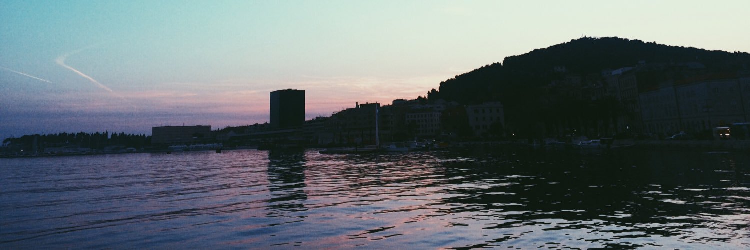 danielle_minus_'s profile banner image