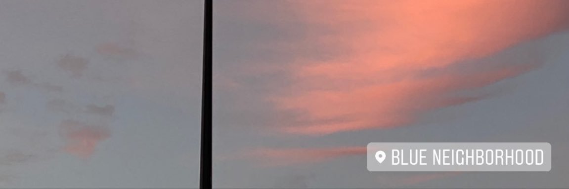 ‎J banner