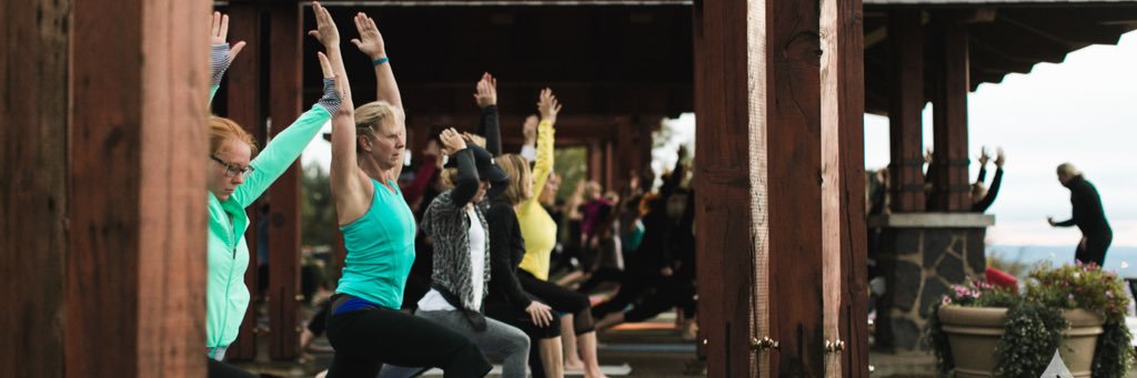 duluth_yoga's profile banner image
