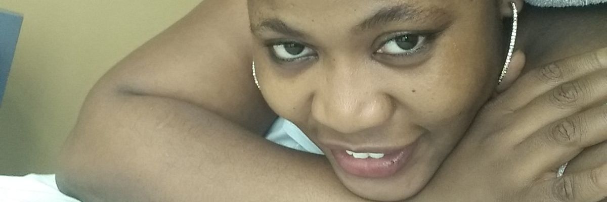 TRENDYTRINA's profile banner image