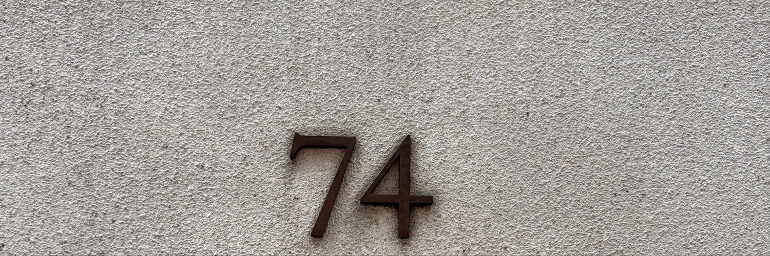 he6624's profile banner image