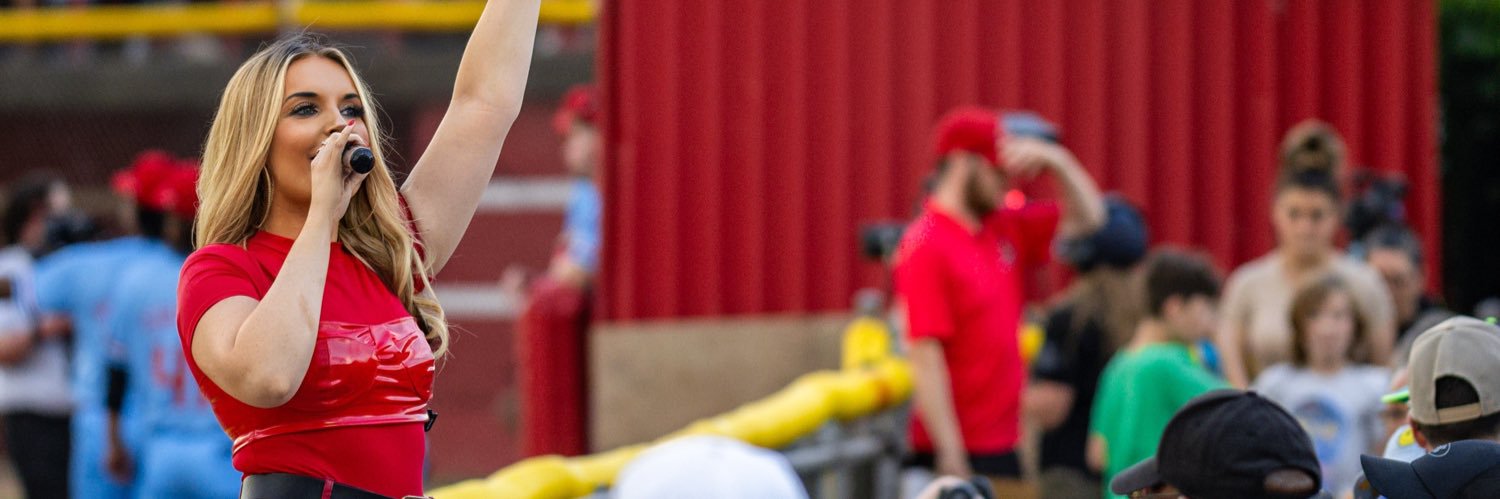 Emily Thompson banner