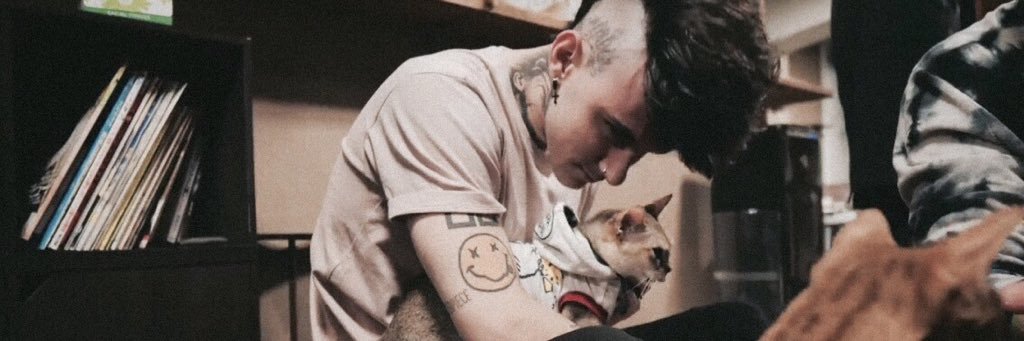 _dreamalone's profile banner image