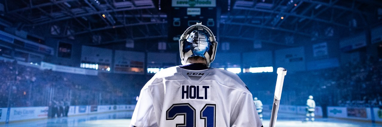 holt40_'s profile banner image