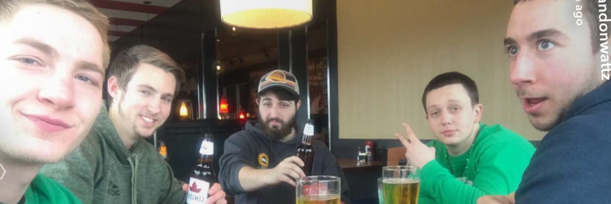 itsmoldgold's profile banner image