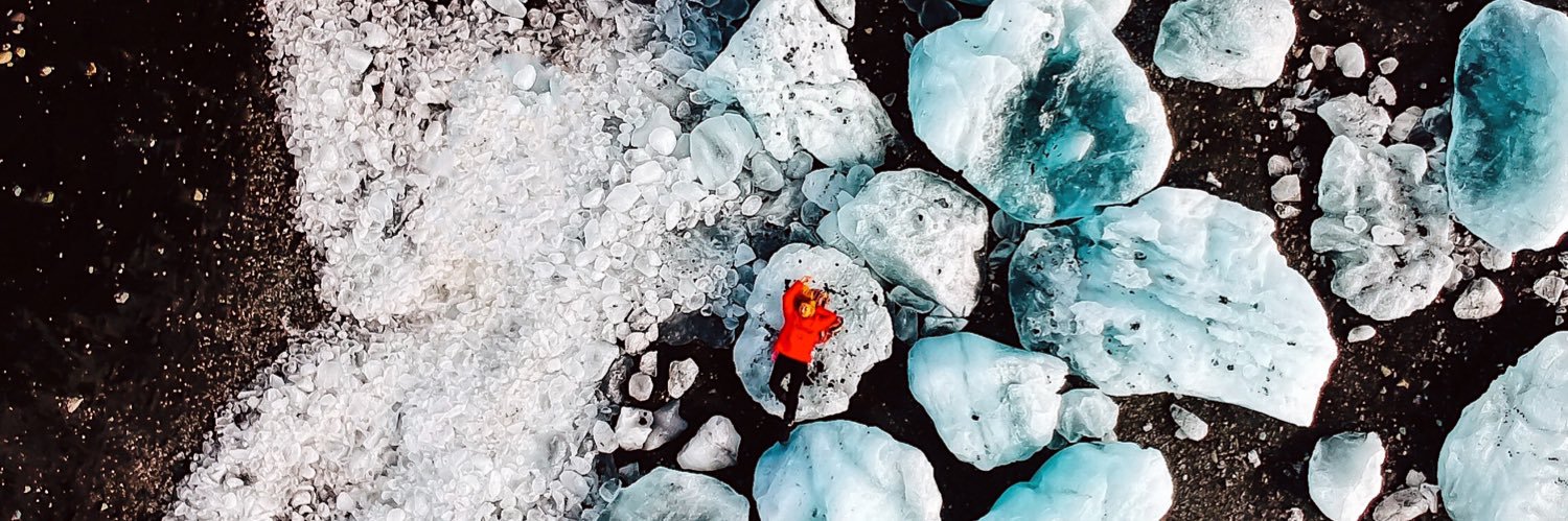 Marina Comes✈️ banner