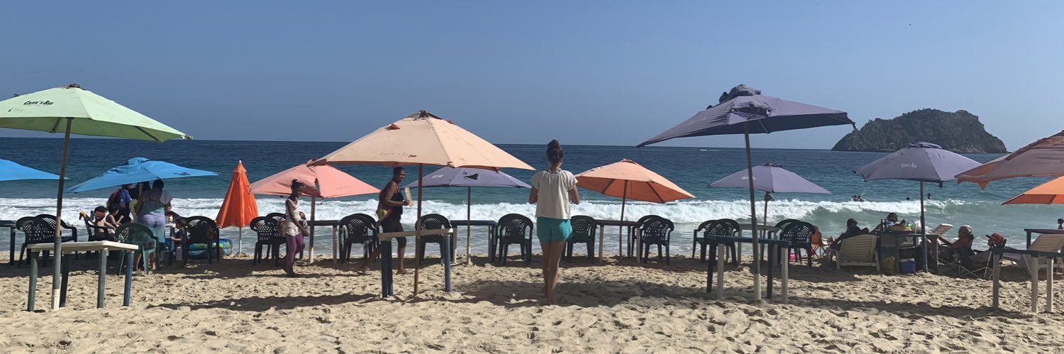 rarialaura momero banner