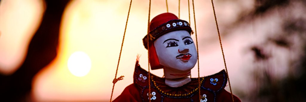 min_thutaa's profile banner image