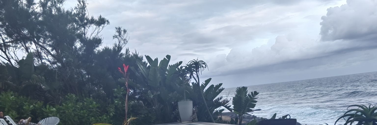 praiselanga's profile banner image