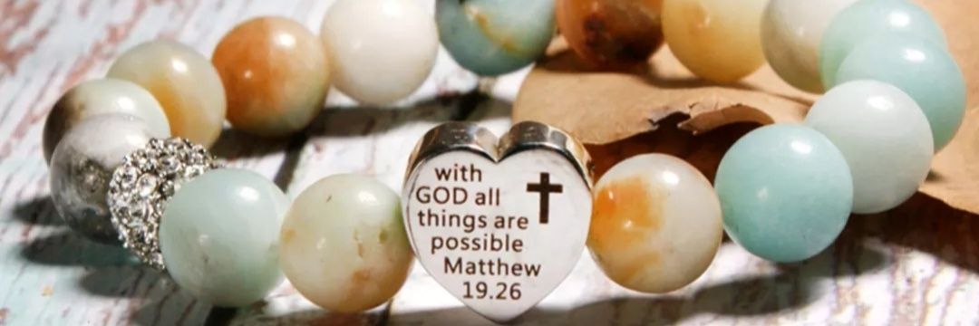 Amanda C. ✝️🇦🇺🇱🇧 banner