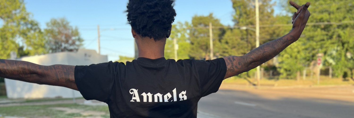 dmike33_'s profile banner image