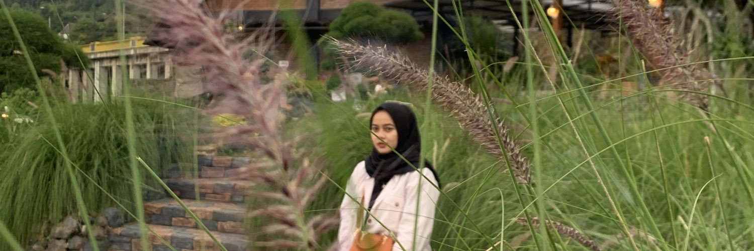 WiwitMarni's profile banner image