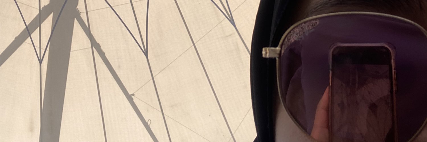 _heyimdee's profile banner image