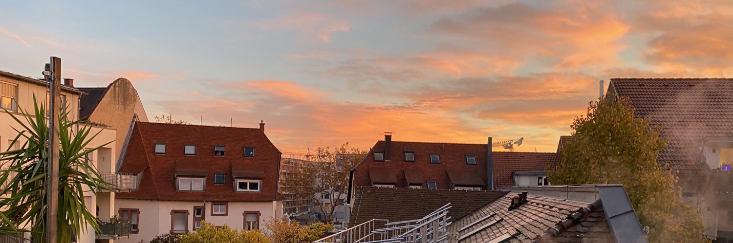 superbiber's profile banner image