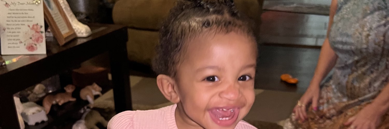 nickiraynee's profile banner image