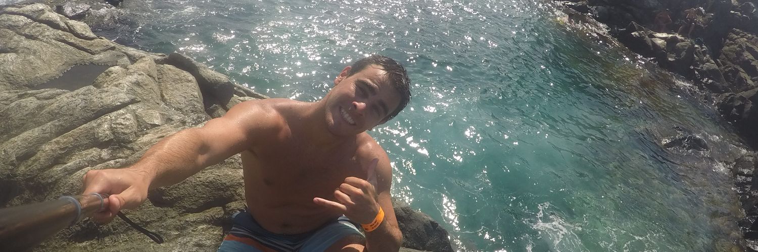 aguusferroo's profile banner image