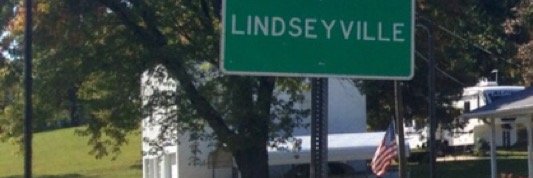 LindseyDeLo's profile banner image