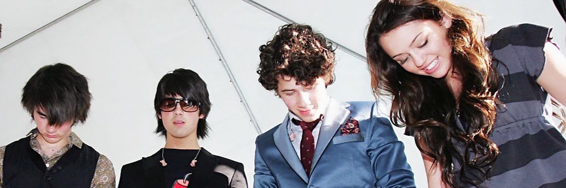 martaalidia8's profile banner image