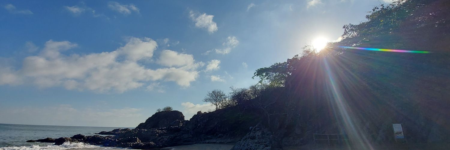 Karlitaz8's profile banner image
