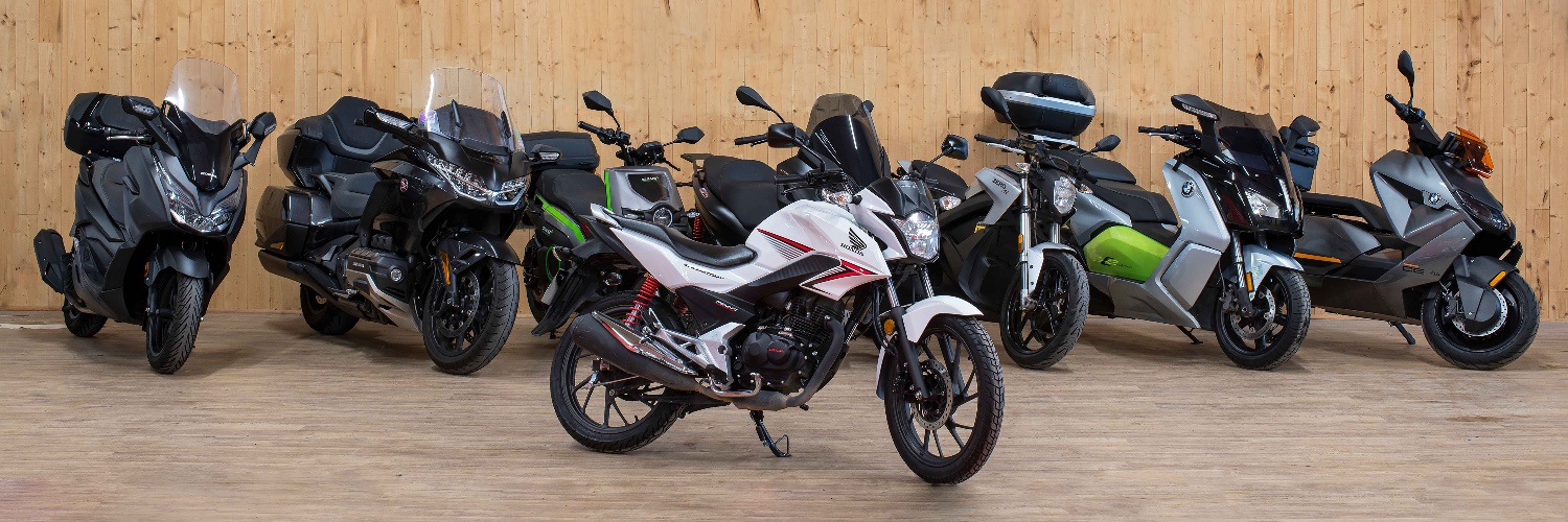 72Moto's profile banner image