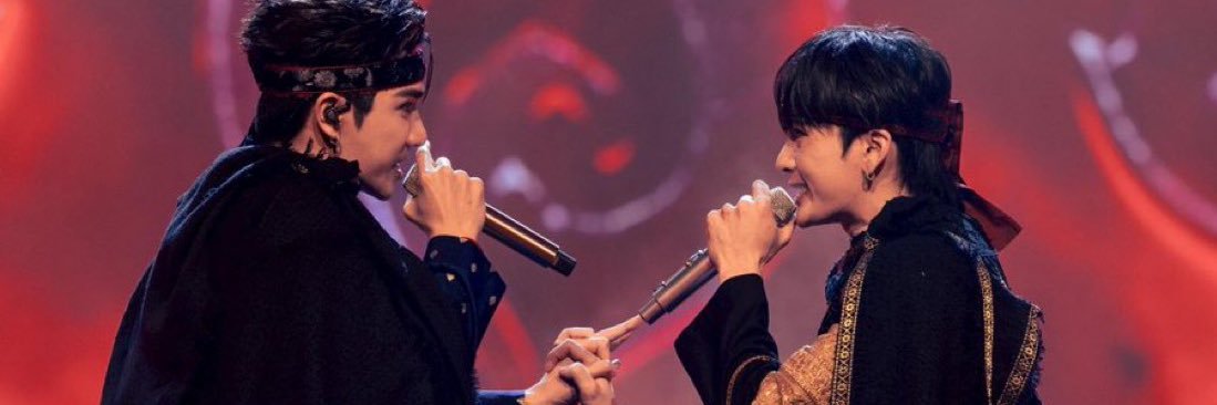 ɾαɱσɳα ❥･•🖤🤍 banner
