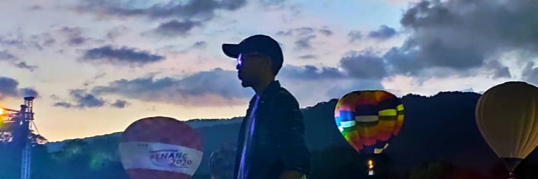 Z_BinBiis's profile banner image