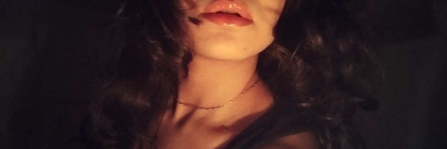 houseofluly's profile banner image