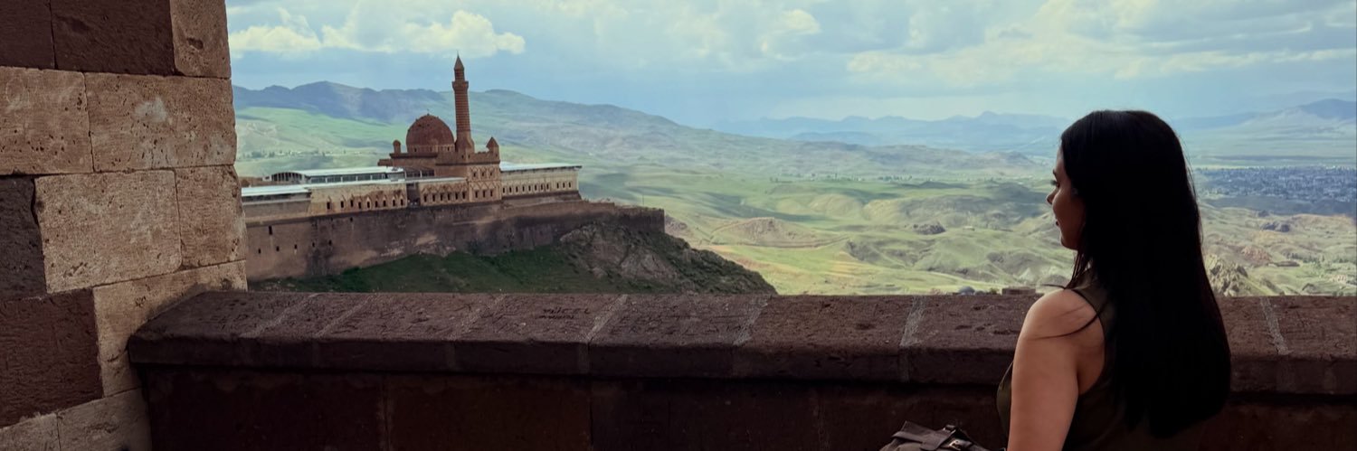 NurAlpaslan3's profile banner image