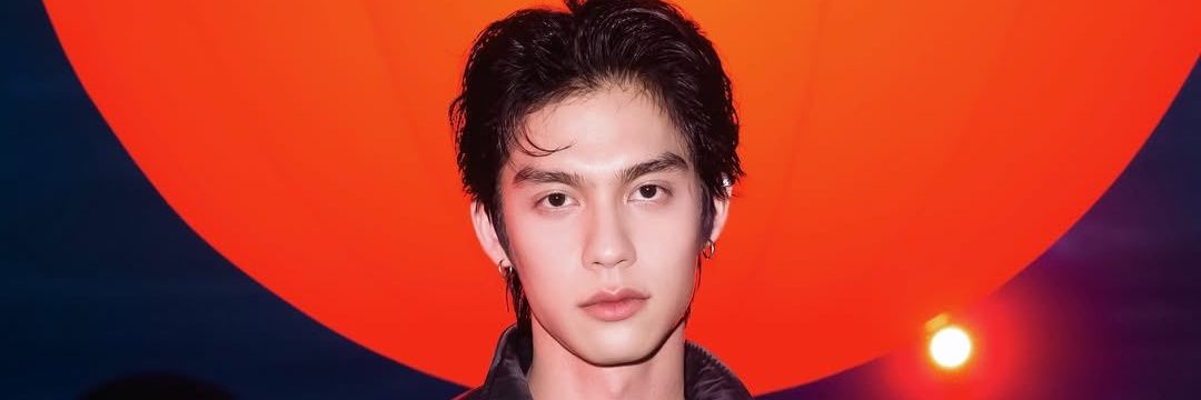 aom_chari's profile banner image