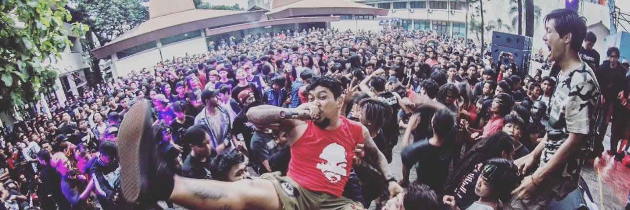 Loxshitt official banner