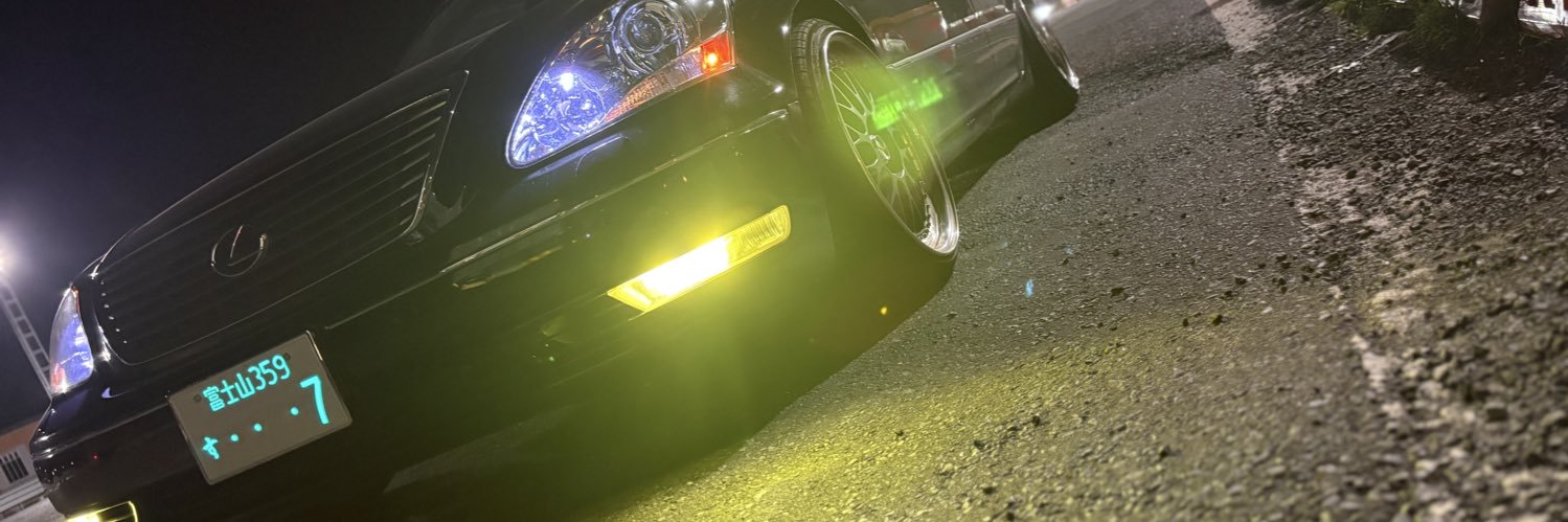 AY6868_'s profile banner image