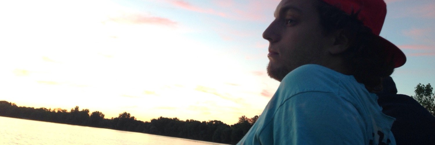Who_is_Tom's profile banner image