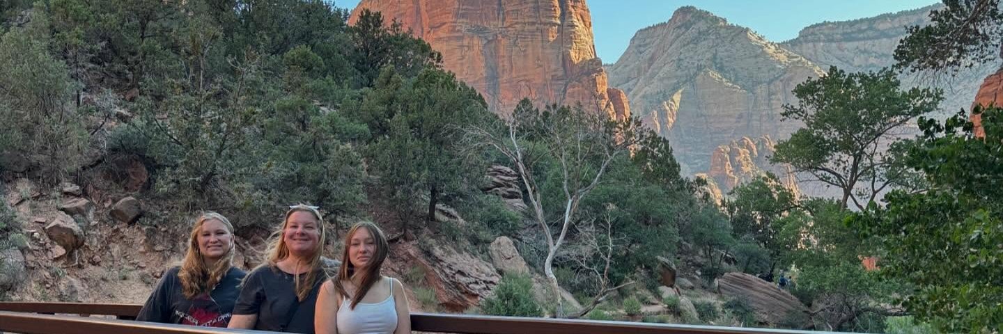 RachelleinLA's profile banner image