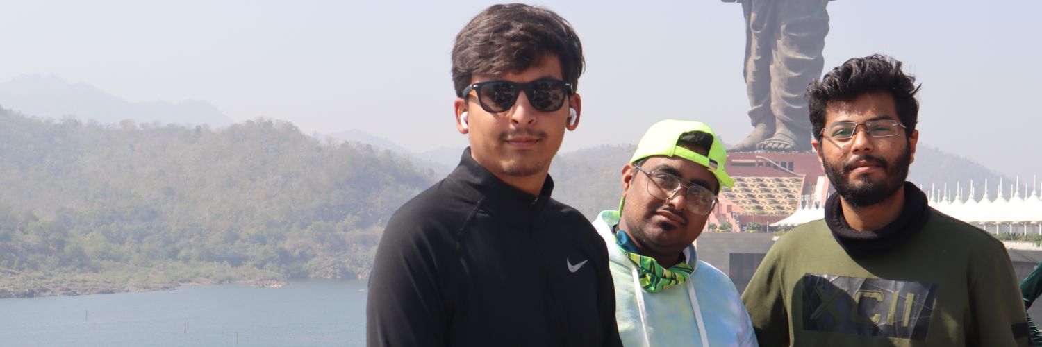 iomie7's profile banner image