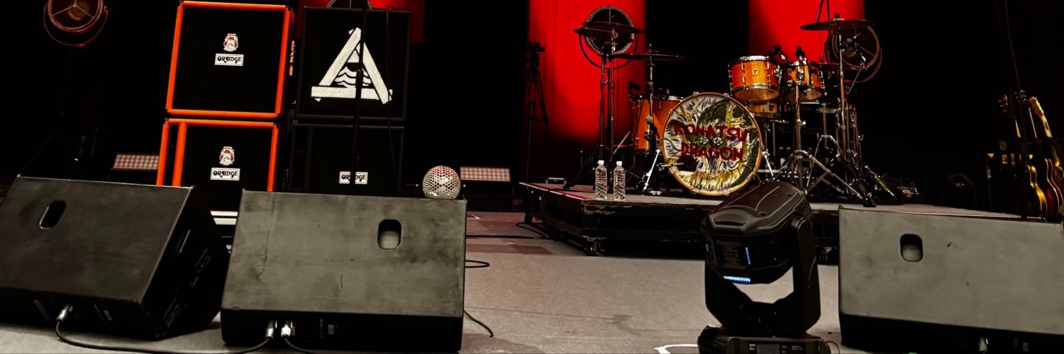 withoutLoveless's profile banner image