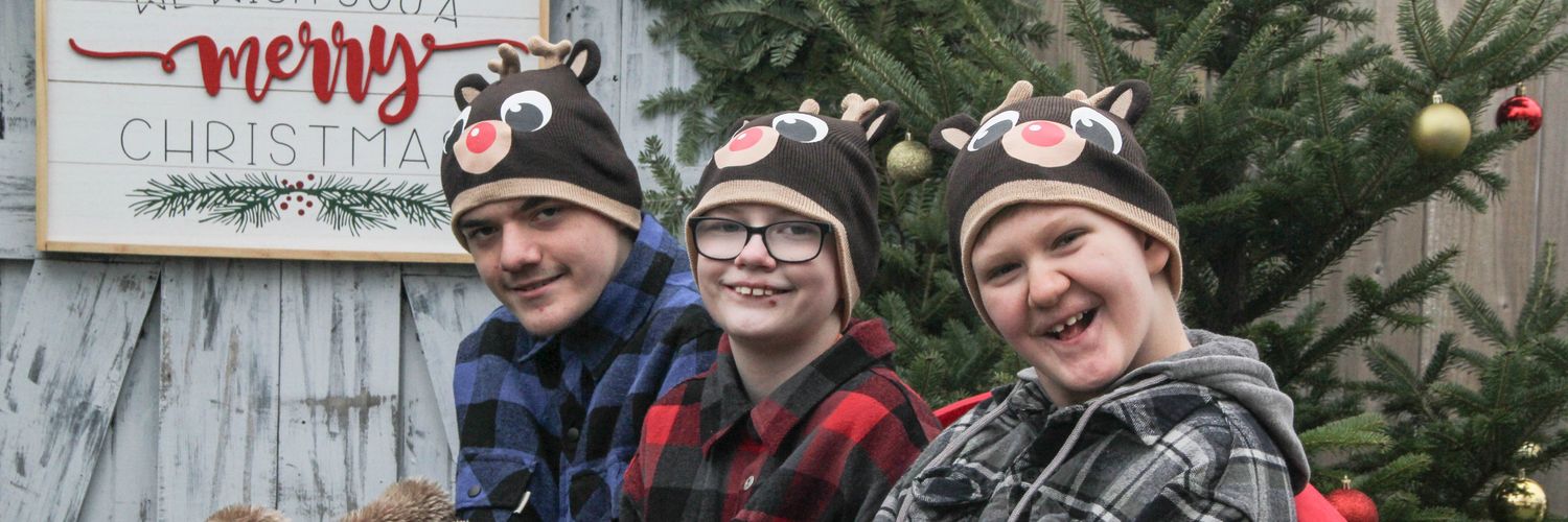 danielle putt banner