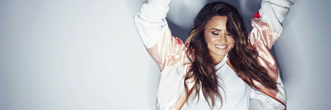 lovatogallery's profile banner image