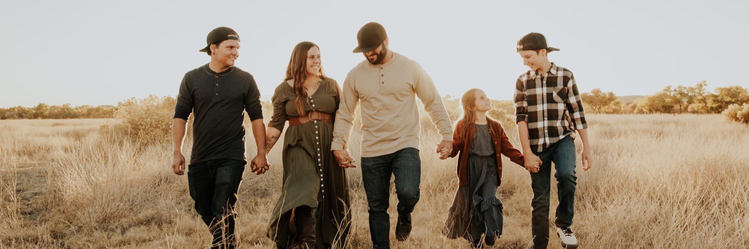 Loveographer's profile banner image