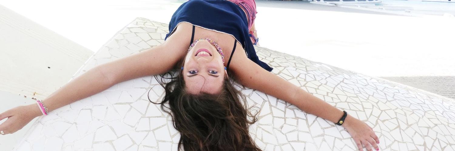 17Ainhoa's profile banner image