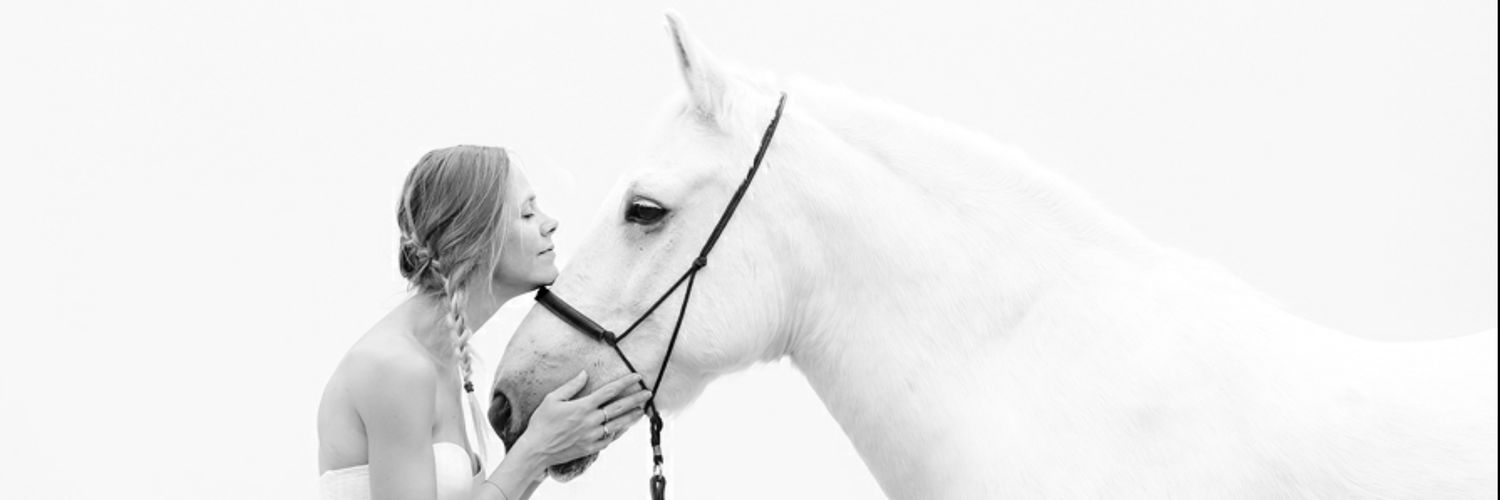 Yvette Marchant-Schmidt banner