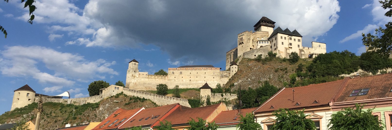 Valonika's profile banner image