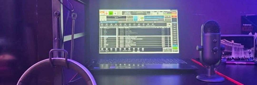 dJericvee's profile banner image