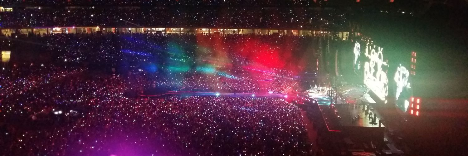 anQdit's profile banner image