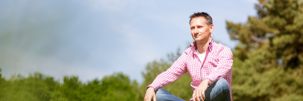 LEEFcompassie's profile banner image